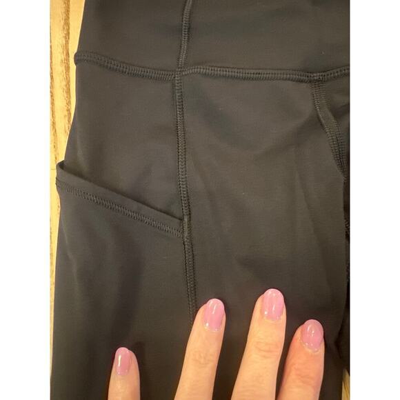 Lululemon Fast and Free High Rise Tight Black Womens Size 0 with pockets - Picture 2 of 5